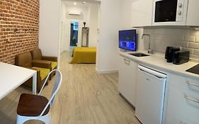 Brand New Studio Centro, Atocha - Museums